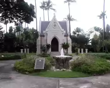 IMG_2797 Tomb of king William Charles Lunalilo, who died aged 31 in 1874, only 1 year after he was elected king of Hawaii.