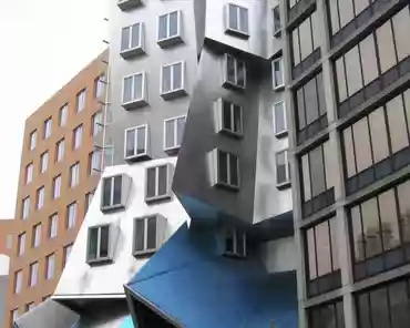 pa070059 The Stata center, by architect Frank Gehry, opened in 2004.