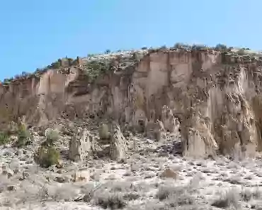 P1090825 Cliff dwellings.