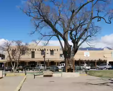 P1090770 Don Fernando de Taos plaza, late 18th century.