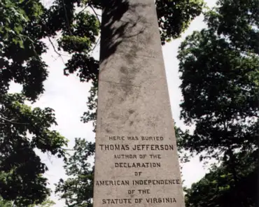 pel 4 ph 06 Thomas Jefferson's grave.