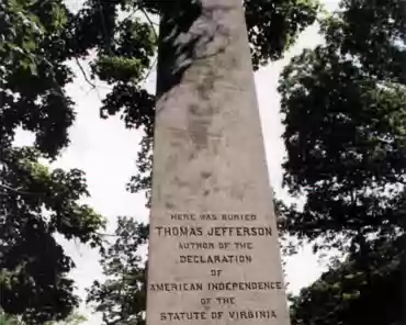 pel 4 ph 06 Thomas Jefferson's grave.